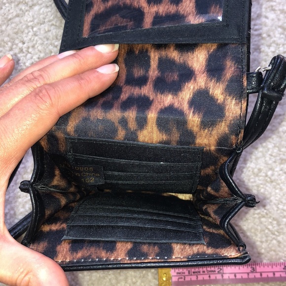 Jessica Simpson Mini Crossover Purse - Picture 8 of 8